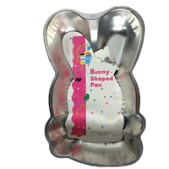 Vintage Midwestern Home Easter Bunny Rabbit Cake Pan - Picture 2 of 3